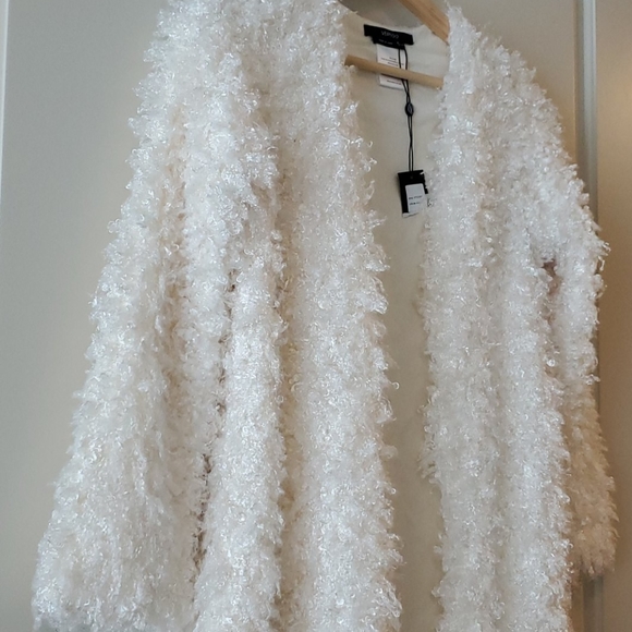 NWT Vertigo Paris Cream Teddy Jacket - Picture 4 of 5